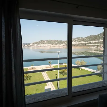 Roko Apartman