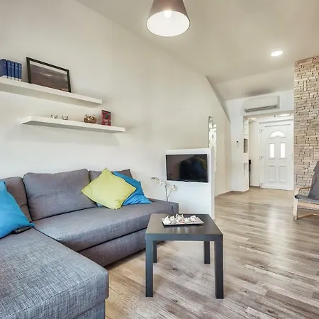 Roko Apartman Rogotin
